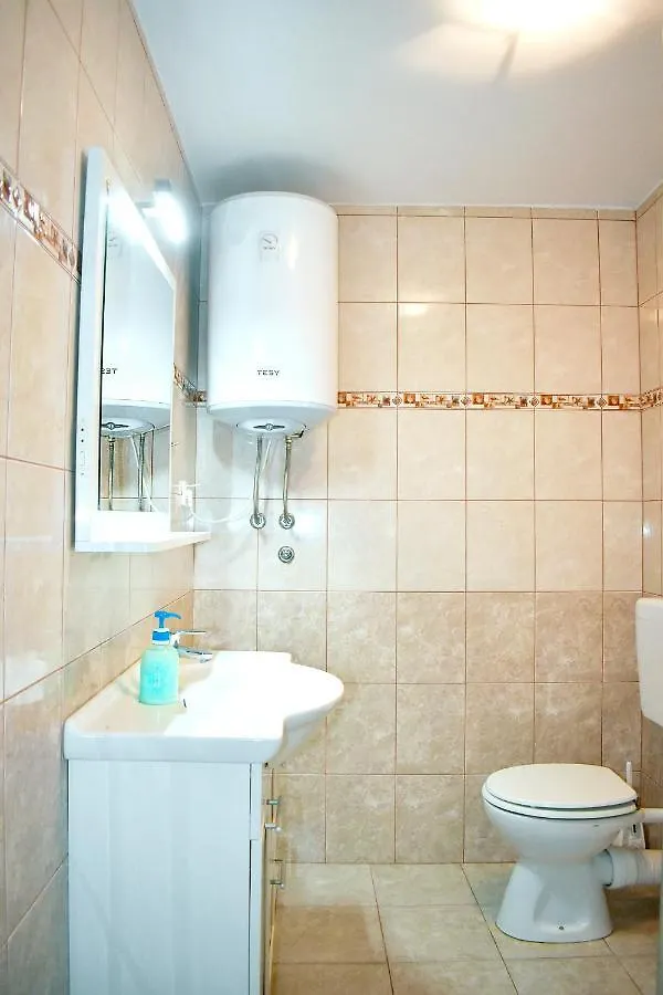 Apartmani Lovrencic Vrsi