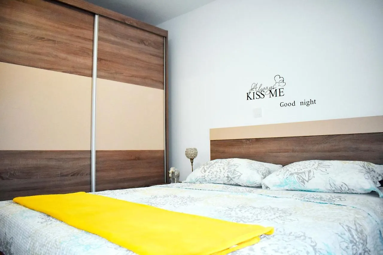 Apartmani Lovrencic Vrsi 0*,