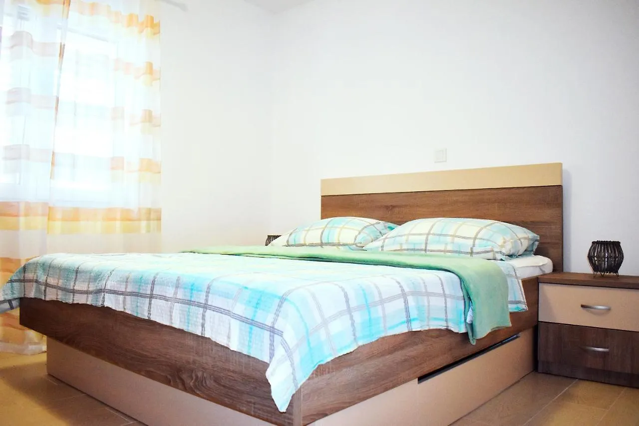 Apartmani Lovrencic Vrsi Apartmán