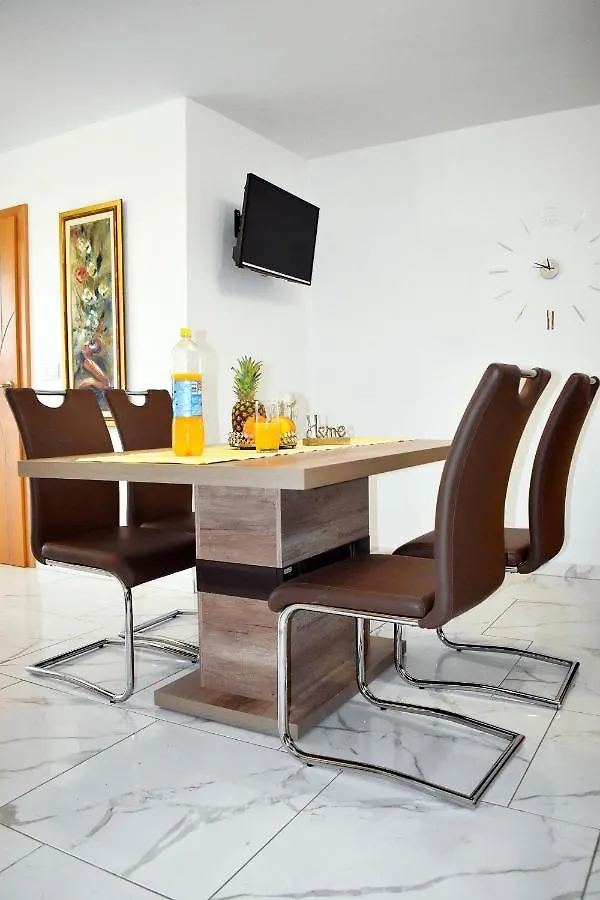 Apartmani Lovrencic Vrsi Apartmán